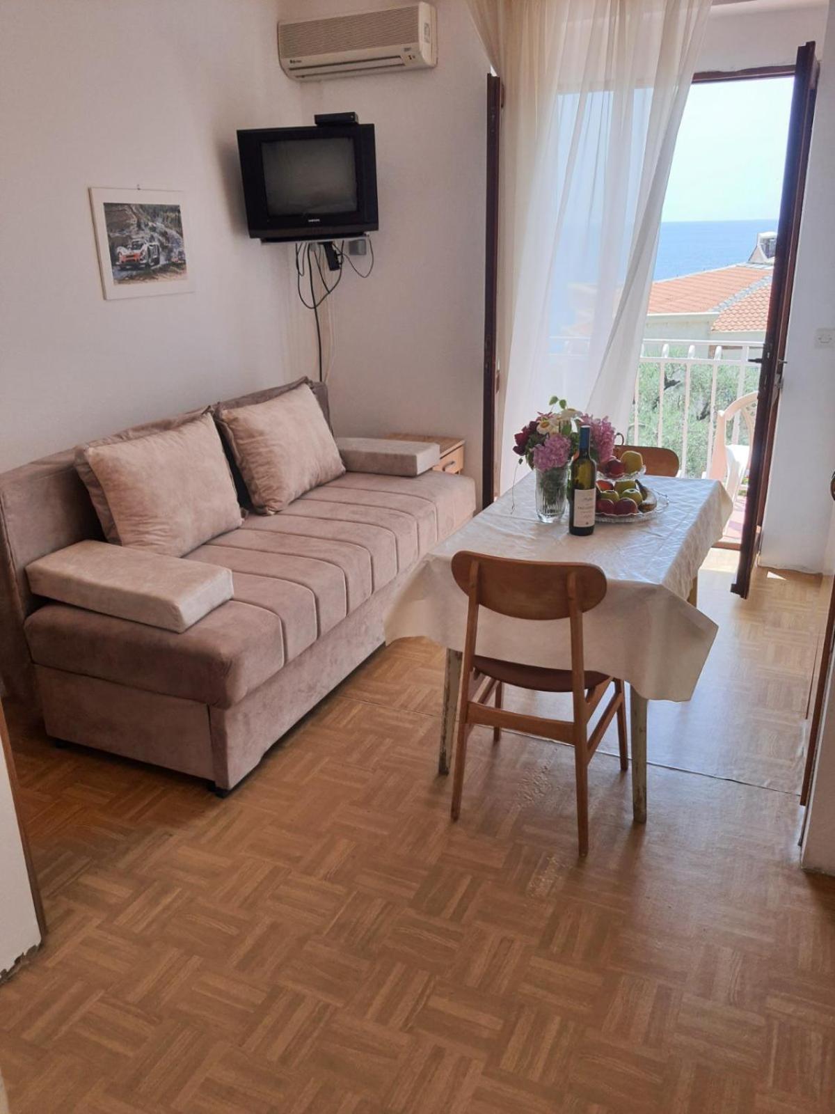 Apartments Andjus Светі-Стефан Екстер'єр фото
