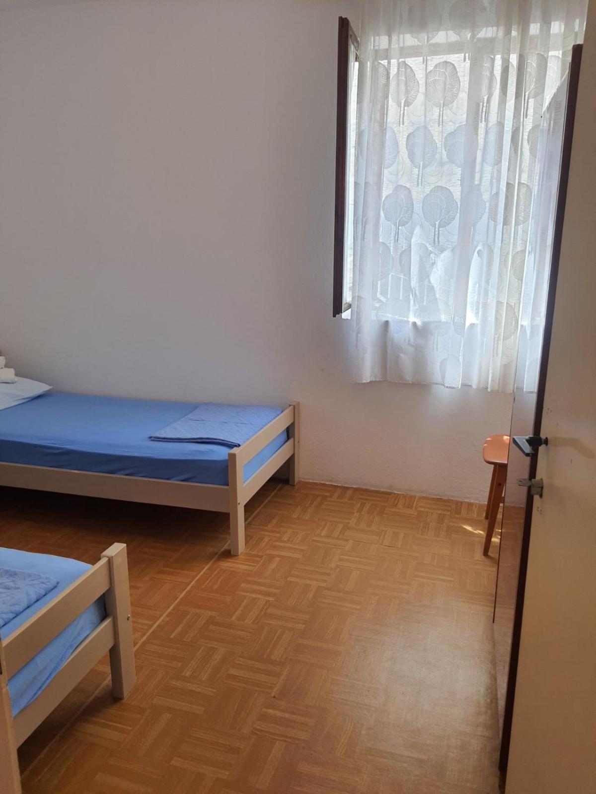 Apartments Andjus Светі-Стефан Екстер'єр фото